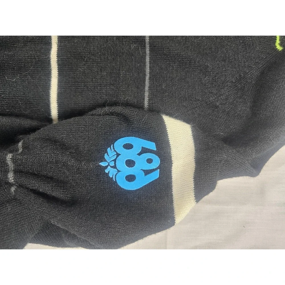686 Sweater Mens Medium Black Stripe Crewneck Knit Pullover Logo Wool Blend